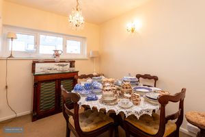 Dining Room- click for photo gallery